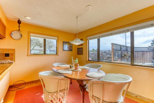 Humboldt Bay Retreat image 10