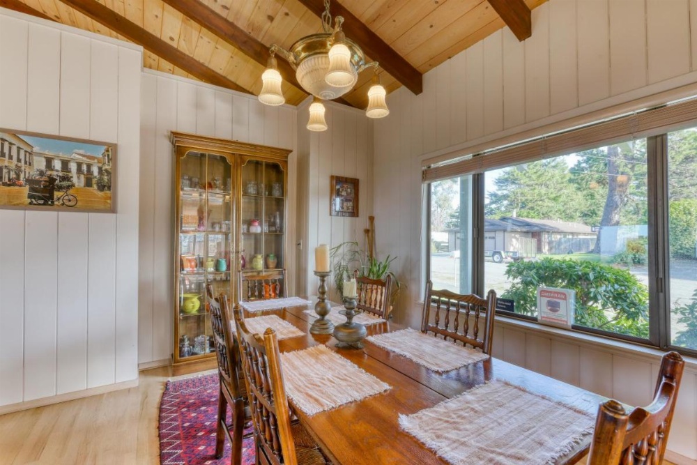 Humboldt Bay Retreat Image 12