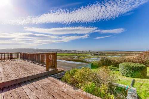 Humboldt Bay Retreat image 2